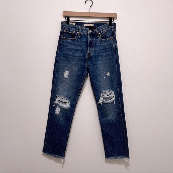 LEVI’S Wedgie Straight Raw Hem Distressed Premium Quality Denim Jeans Size 26 - Picture 3 of 11